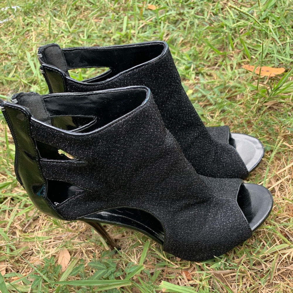 Black heels
